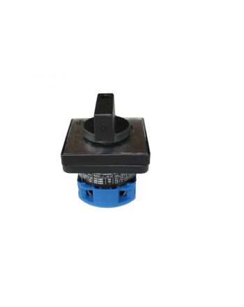 Conmutador para máquinas de ordeño portátiles